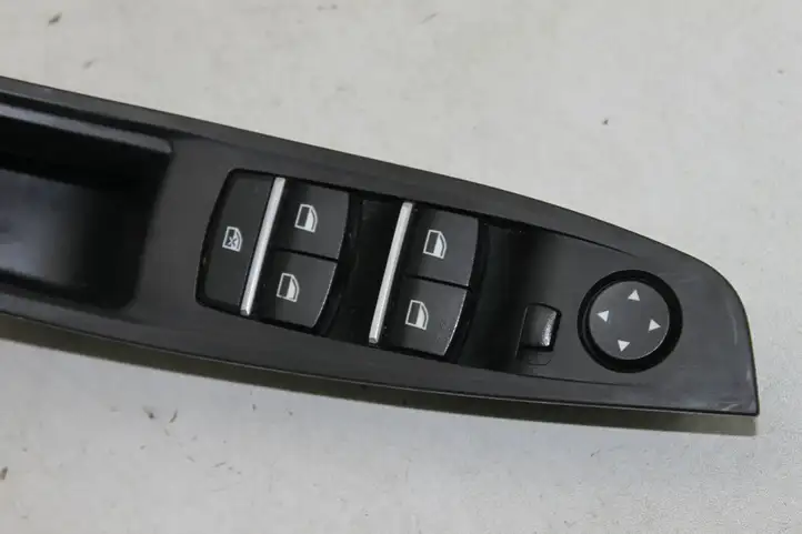 BMW 5 F10 F11 (2009 - 2016) 920811003 Блок кнопок стеклоподъемников — фото 2