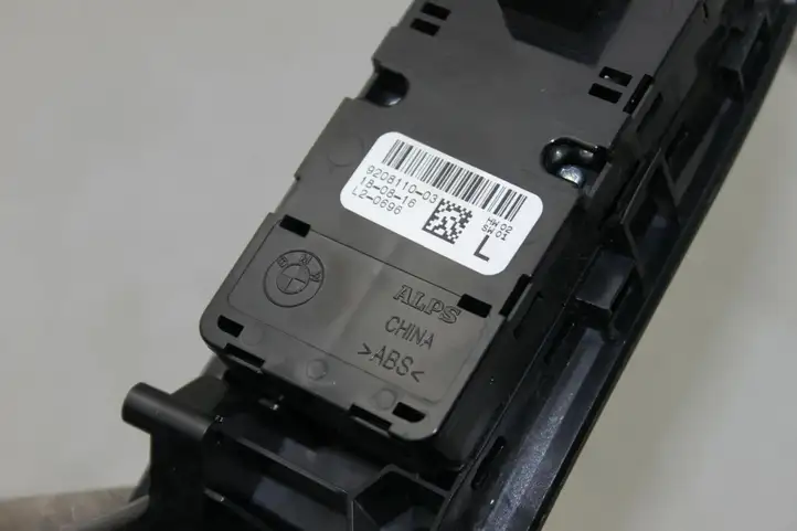 BMW 5 F10 F11 (2009 - 2016) 920811003 Блок кнопок стеклоподъемников — фото 4