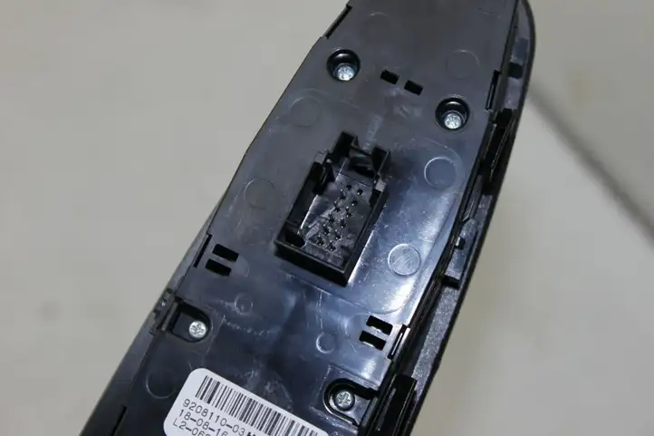 BMW 5 F10 F11 (2009 - 2016) 920811003 Блок кнопок стеклоподъемников — фото 5