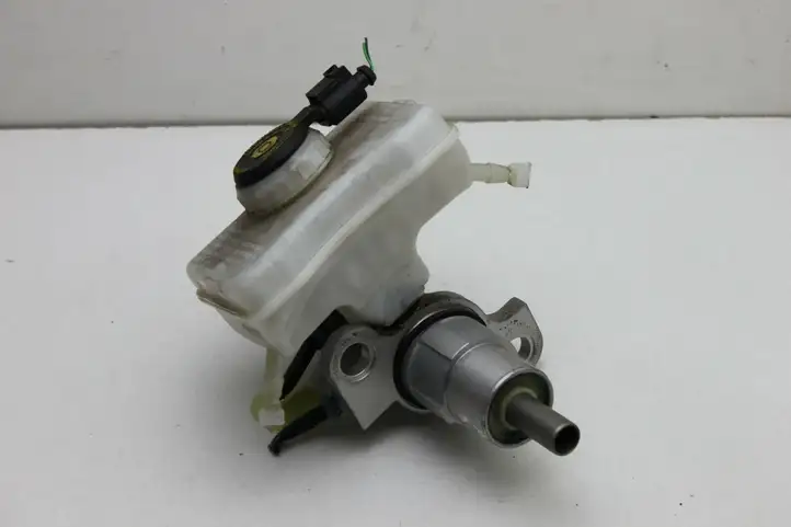 Audi A6 C7 (2011 - 2014) 8K0611301C Бачок тормозной жидкости — фото 1