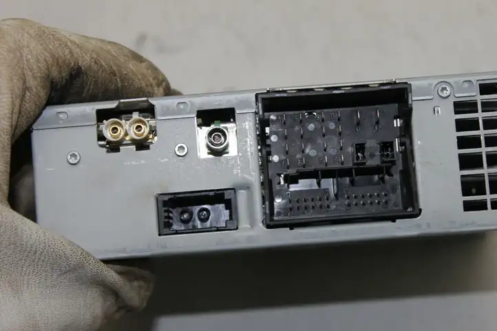 Audi A6 C7 (2011 - 2014) 4G0035082E Магнитола / мультимедийная система — фото 3