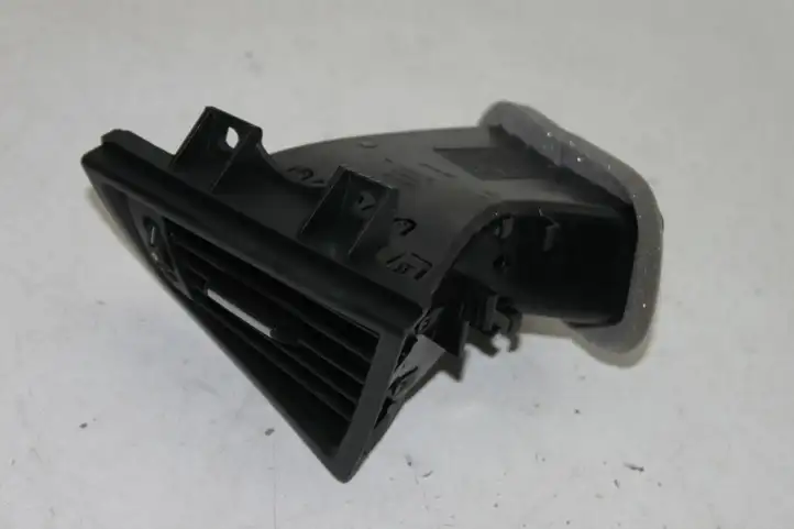BMW 5 F10 F11 (2009 - 2016) 9166894 Боковой воздушный дефлектор — фото 2