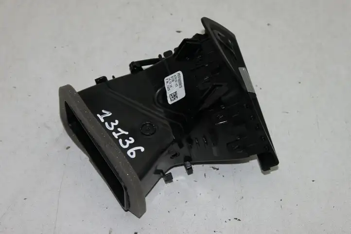 BMW 5 F10 F11 (2009 - 2016) 9166894 Боковой воздушный дефлектор — фото 4