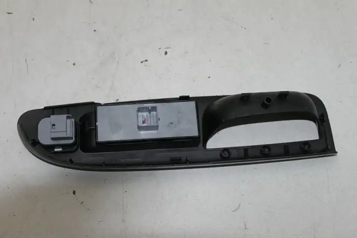 Volkswagen PASSAT B6 (2005 - 2010) 3C1867171B Кнопка стеклоподъемников — фото 3