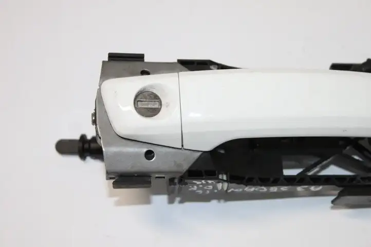 Audi A3/S3 8V (2012 - 2016) 5N0837017D Наружная ручка двери — фото 4