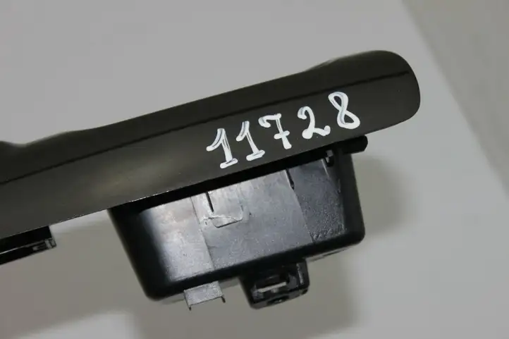 Nissan Juke I F15 (2010 - 2018) 829601KA2A Блок кнопок стеклоподъемников — фото 6