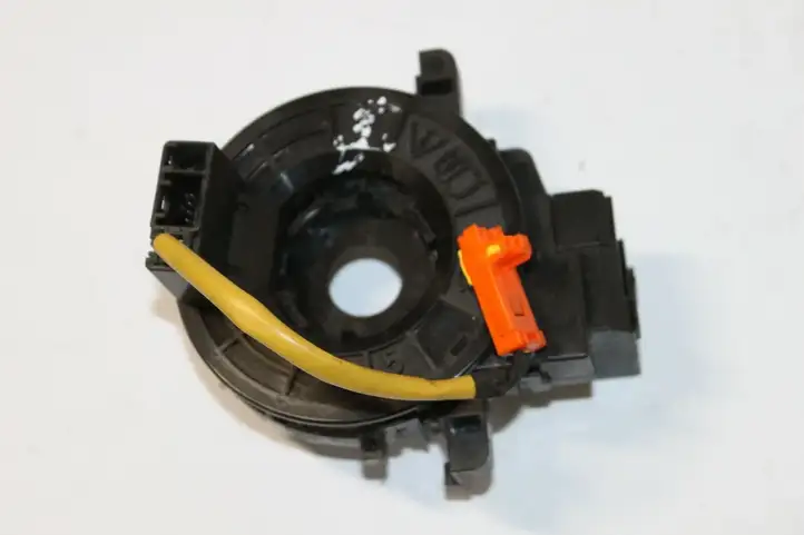 Toyota Yaris (2005 - 2009) Контактное кольцо SRS — фото 1
