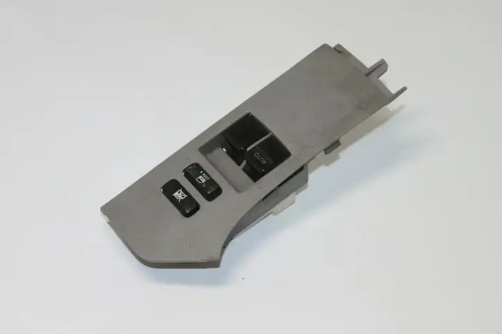 Toyota Yaris (2005 - 2009) 742320D110 Блок кнопок стеклоподъемников — фото 2