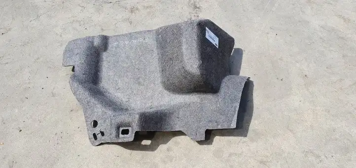 Ford Fiesta (2013 - 2017) Обшивка стойки у окна — фото 3