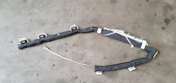 Ford Fiesta (2013 - 2017) Боковая подушка безопасности шторка — фото 1