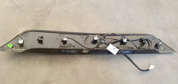 Nissan Qashqai (2013 - 2017) Подсветка номера — фото 3