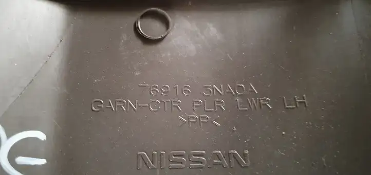 Nissan Leaf I (ZE0) (2010 - 2017) Обшивка стойки A — фото 2
