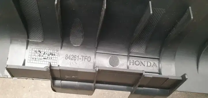 Honda Jazz (2008 - 2014) Внутренняя отделка заднего порога — фото 4