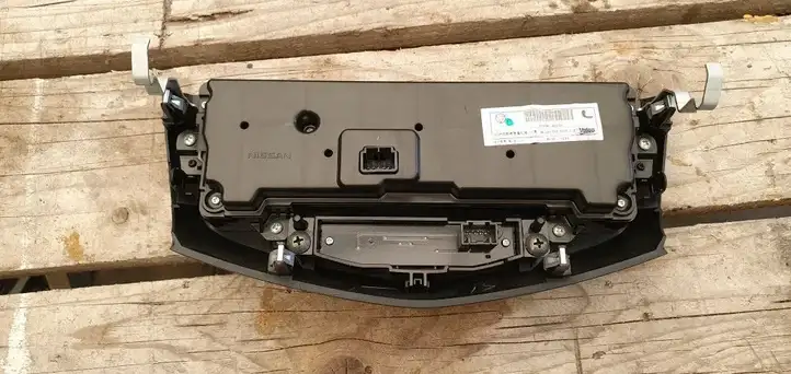 Nissan X-Trail T32 (2014 - 2021) Модуль управления кондиционером — фото 4