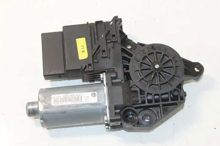 Volkswagen Golf V (2003 - 2009) 5M0839402C Стеклоподъемник задней двери — фото 1