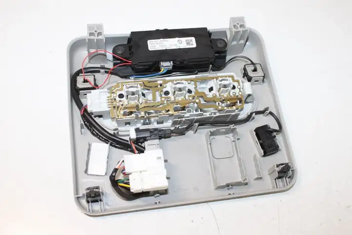 Nissan Qashqai (2013 - 2017) 284364EA0A Передняя подсветка — фото 3