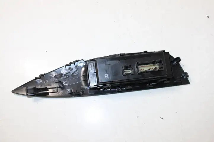 Nissan Qashqai (2013 - 2017) 809604EA0AX Блок кнопок стеклоподъемников — фото 3