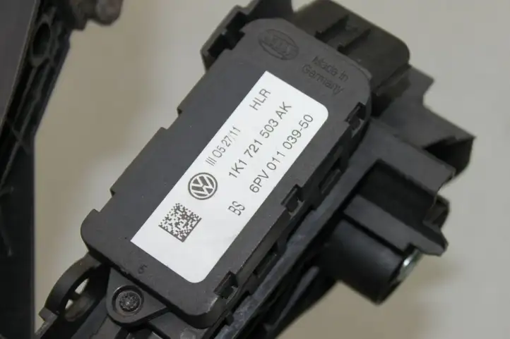 Volkswagen Golf VI (2009 - 2013) 1K1721503AK Педаль акселератора — фото 3