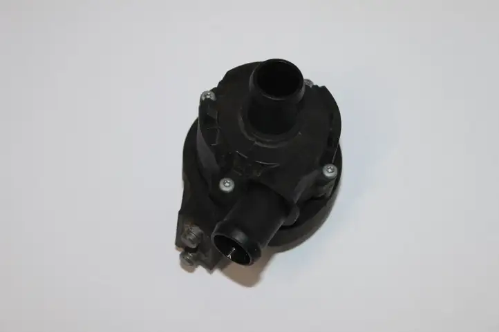 Toyota Avensis T270 (2009 - 2012) 6083532 Электроциркуляционный насос — фото 3
