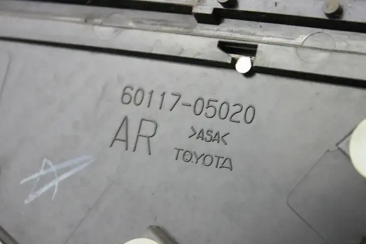 Toyota Avensis T270 (2009 - 2012) 6011705020 Накладка крыла — фото 4