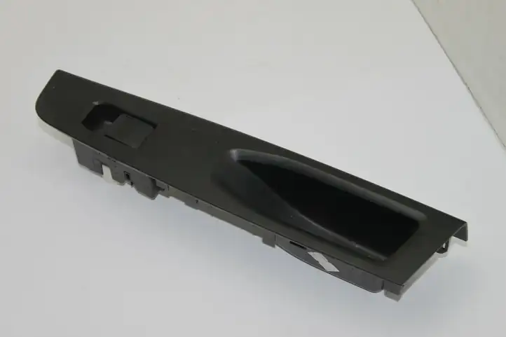 Toyota Yaris (2014 - 2019) 742720D400 Блок кнопок стеклоподъемников — фото 1