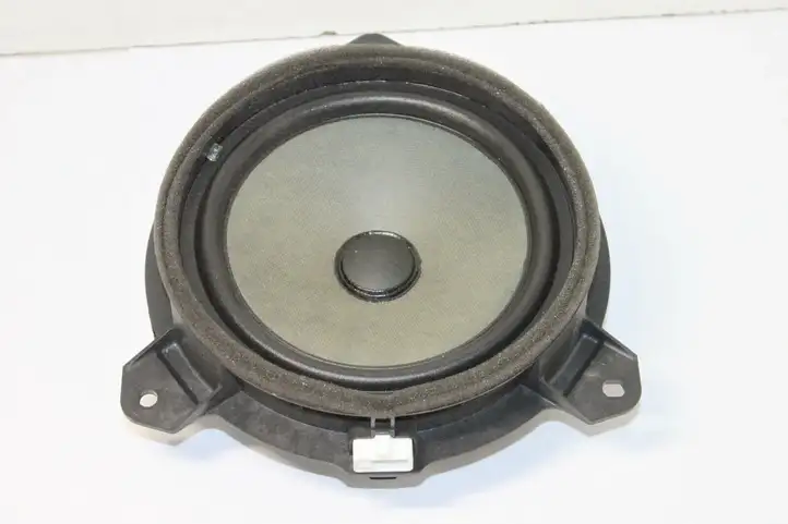 Toyota Yaris (2014 - 2019) 86160-0D370 Динамики задних дверей — фото 1