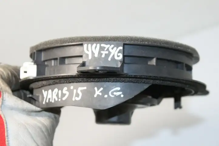 Toyota Yaris (2014 - 2019) 86160-0D370 Динамики задних дверей — фото 7