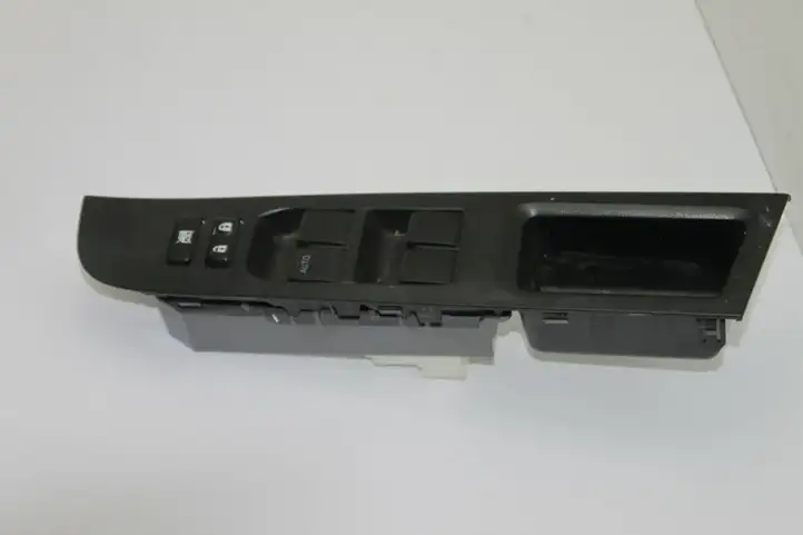 Toyota Yaris (2014 - 2019) 742320D720 Блок кнопок стеклоподъемников — фото 1
