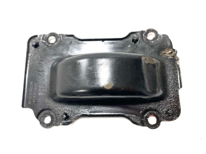 Opel Grandland X (2017 - )  967553858004 Другая головка цилиндра