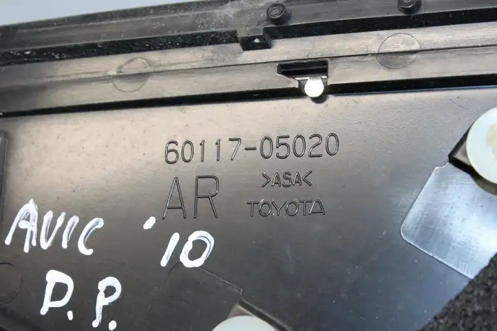 Toyota Avensis T270 (2009 - 2012) 6011705020 Накладка крыла — фото 5