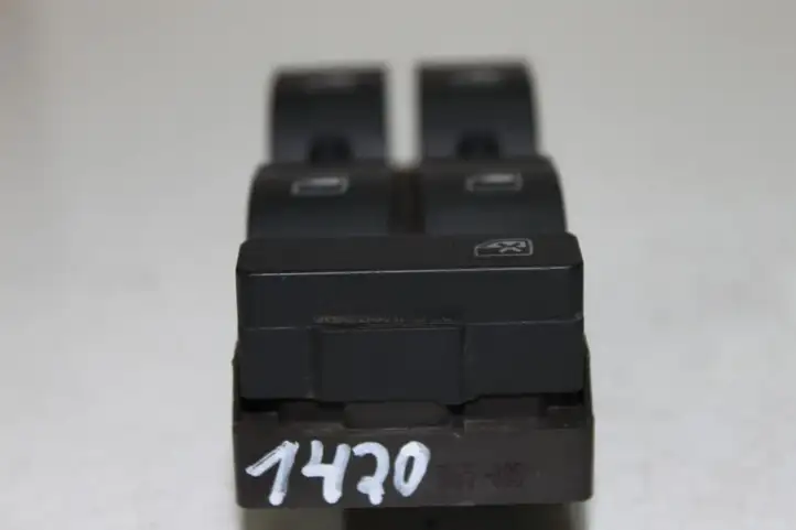 Audi A4 S4 B7 8E 8H (2004 - 2009) 8E0959851 Кнопка стеклоподъемников — фото 5