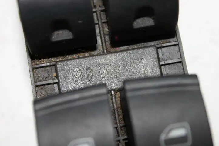 Audi A4 S4 B7 8E 8H (2004 - 2009) 8E0959851 Кнопка стеклоподъемников — фото 9