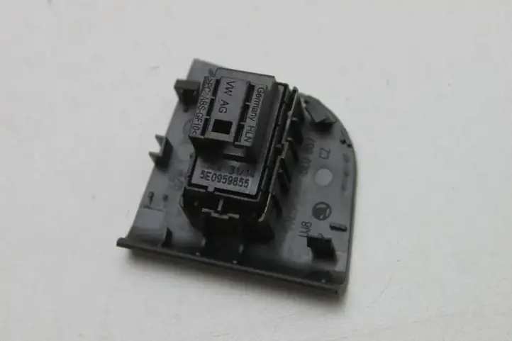 Audi A4 S4 B9 (2015 - 2019) 5E0959855 Кнопка стеклоподъемников — фото 2