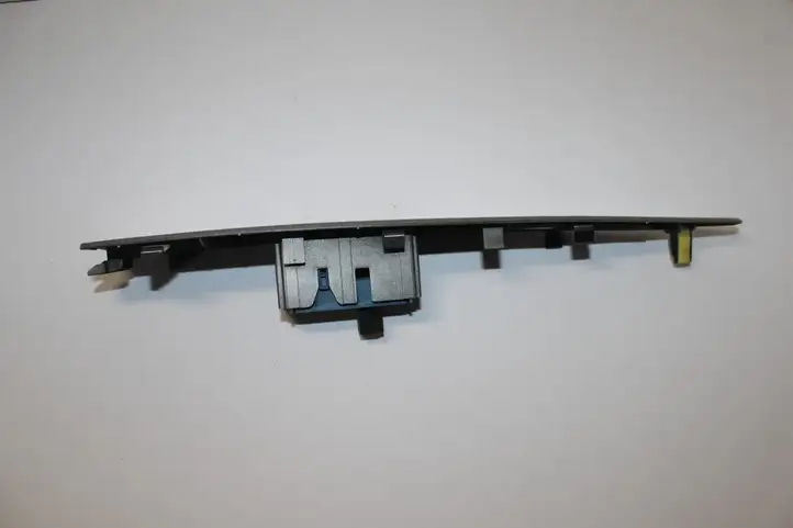 Toyota Avensis T270 (2009 - 2012) 8481005070 Блок кнопок стеклоподъемников — фото 4