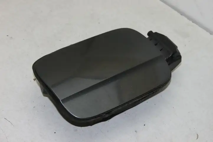 Audi A4 S4 B8 8K (2007 - 2011) 8K0809999A Крышка топливного бака — фото 2
