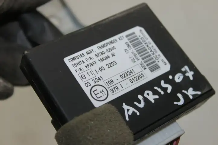 Toyota Auris 150 (2006 - 2012) 8978002040 Блок иммобилайзера — фото 2