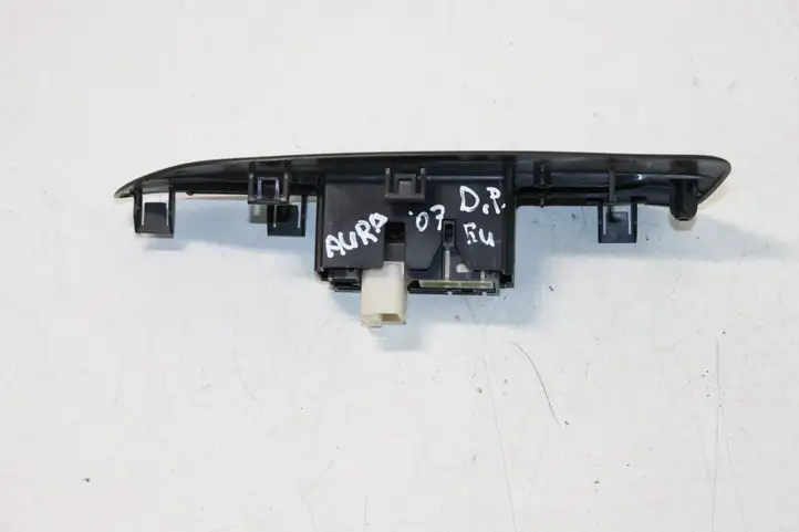 Toyota Auris 150 (2006 - 2012) 7423102530 Блок кнопок стеклоподъемников — фото 7