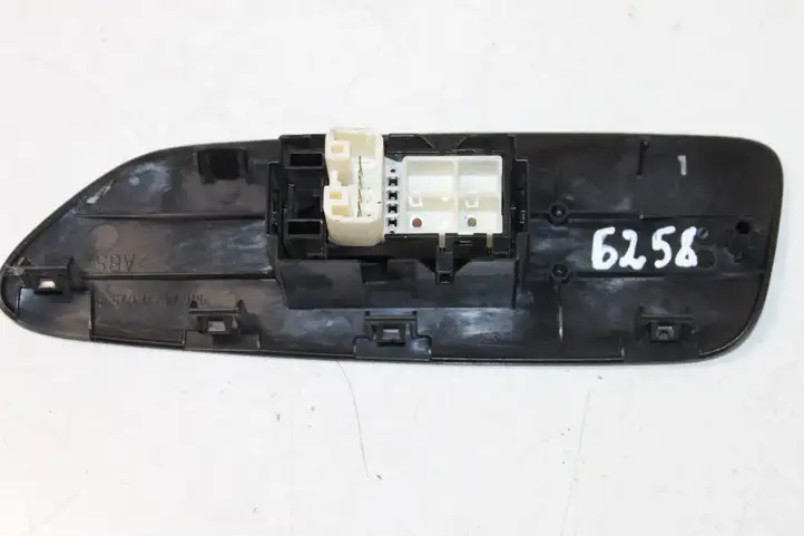 Toyota Auris 150 (2006 - 2012) 7423102530 Блок кнопок стеклоподъемников — фото 8