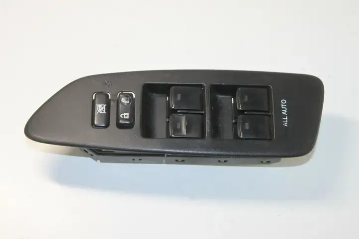 Toyota Auris 150 (2006 - 2012) 8404002080 Блок кнопок стеклоподъемников — фото 1