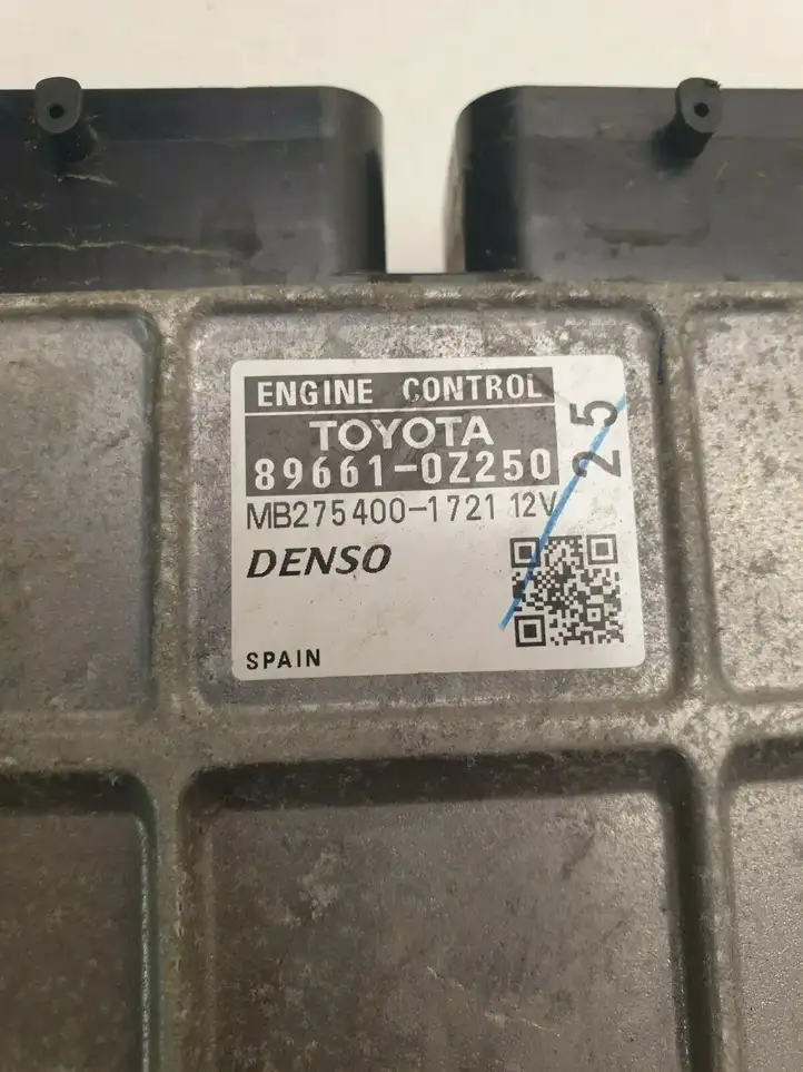 Toyota Auris 150 (2006 - 2012) 896610Z250 Блок управления двигателем (ECU) — фото 3