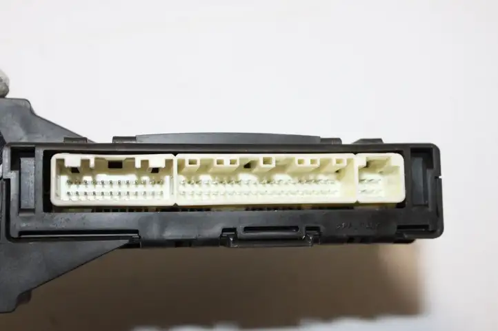 Toyota Avensis T270 (2009 - 2012) 8865005251 Модуль управления кондиционером — фото 3
