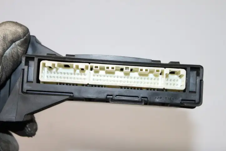 Toyota Auris 150 (2006 - 2012) 8865002430 Модуль управления кондиционером — фото 4