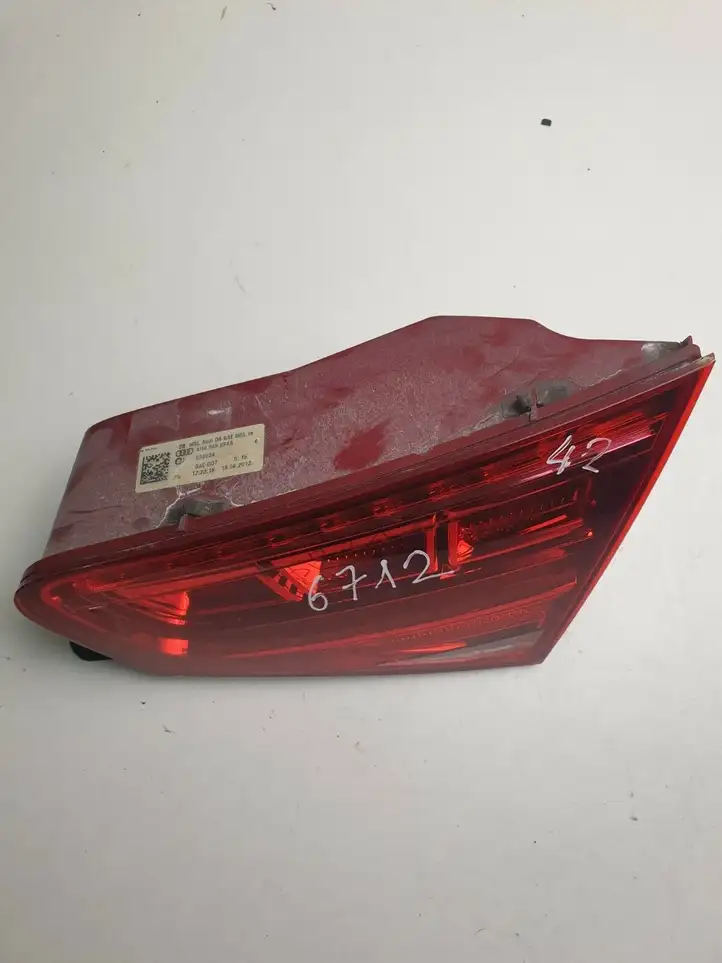 Audi A8 S8 D4 4H (2010 - 2014) 4H0945094A Задний фонарь в крышке багажника — фото 2