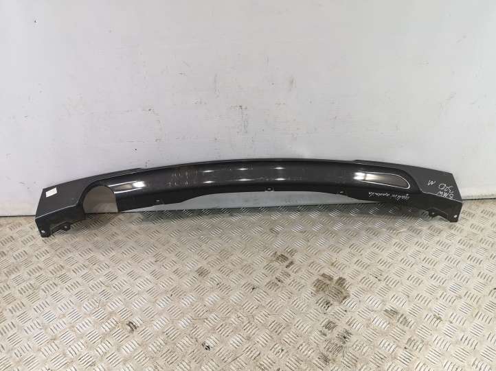 15857711 BMW 3 F30 F35 F31 Apatinė bamperio dalis