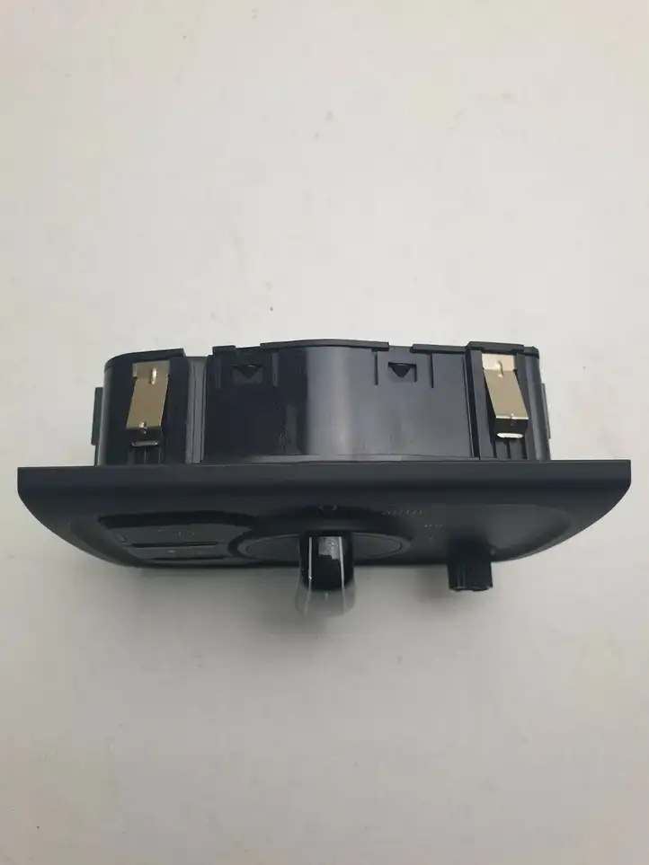 Audi A8 S8 D4 4H (2010 - 2014) 4H0941531C Включатель фонарей — фото 2