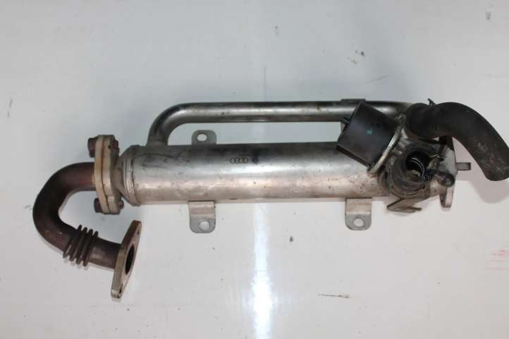 Volkswagen PASSAT B6 (2005 - 2010)  03G131512AE Охладитель EGR