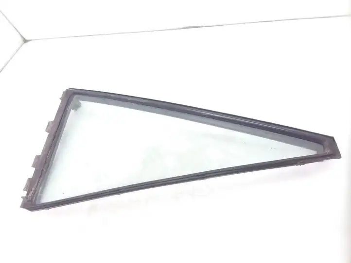 Toyota Corolla Verso E121 (2001 - 2004) 6818813100 Форточка двери — фото 1