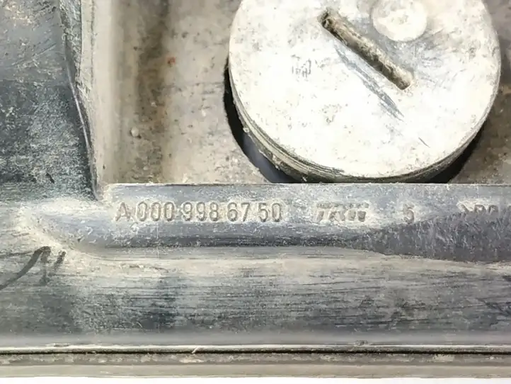 Mercedes-Benz C W204 (2007 - 2014) Прочие детали днища — фото 3