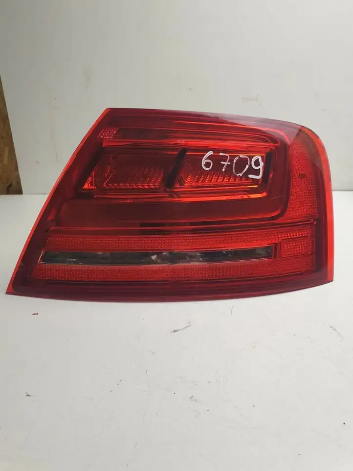 Audi A8 S8 D4 4H (2010 - 2014) 4H0945096A Задний фонарь в кузове — фото 1