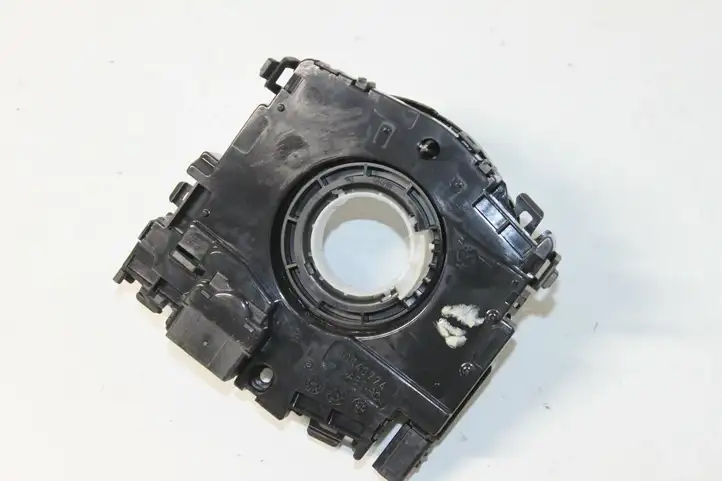 Skoda Octavia Mk3 (5E) (2013 - 2019) 5Q0953549C Контактное кольцо SRS — фото 4